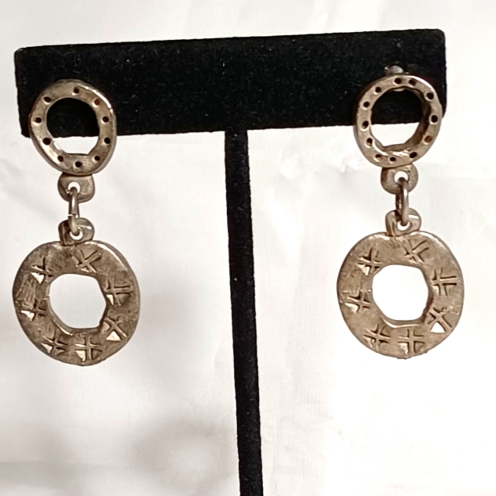 SILVER ANTIQUE FINISH DOUBLE CIRCLE EARRINGS